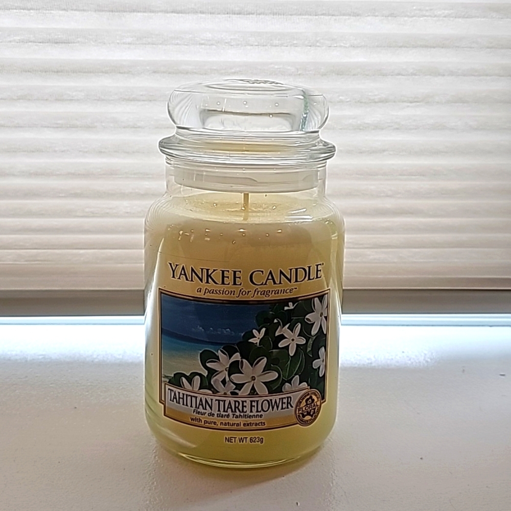 RARE Yankee Candle Tahitian Tiare Flower Large Classic Jar!